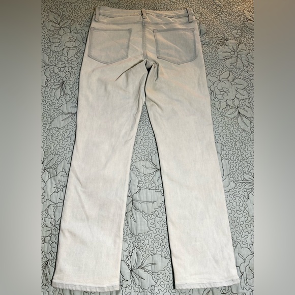 ATHLETA Sculptek Stretch Technology Skinny Crop Jeans in Glacier Wash Sz 6 - Picture 7 of 10